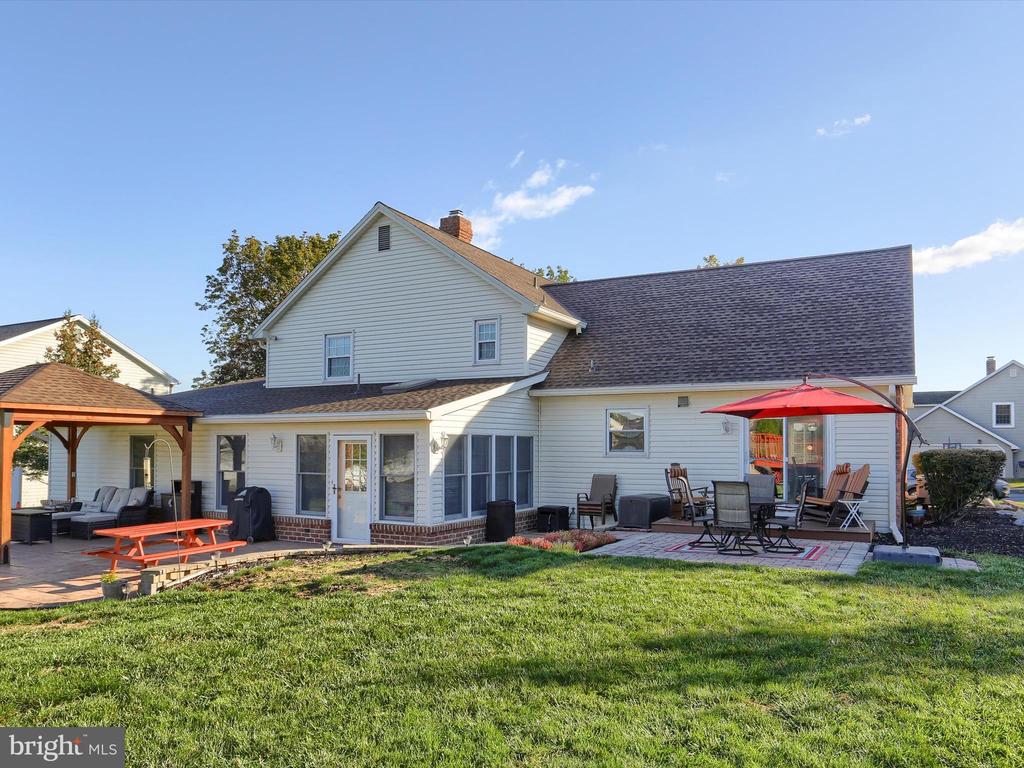 5256 STRATHMORE DRIVE
