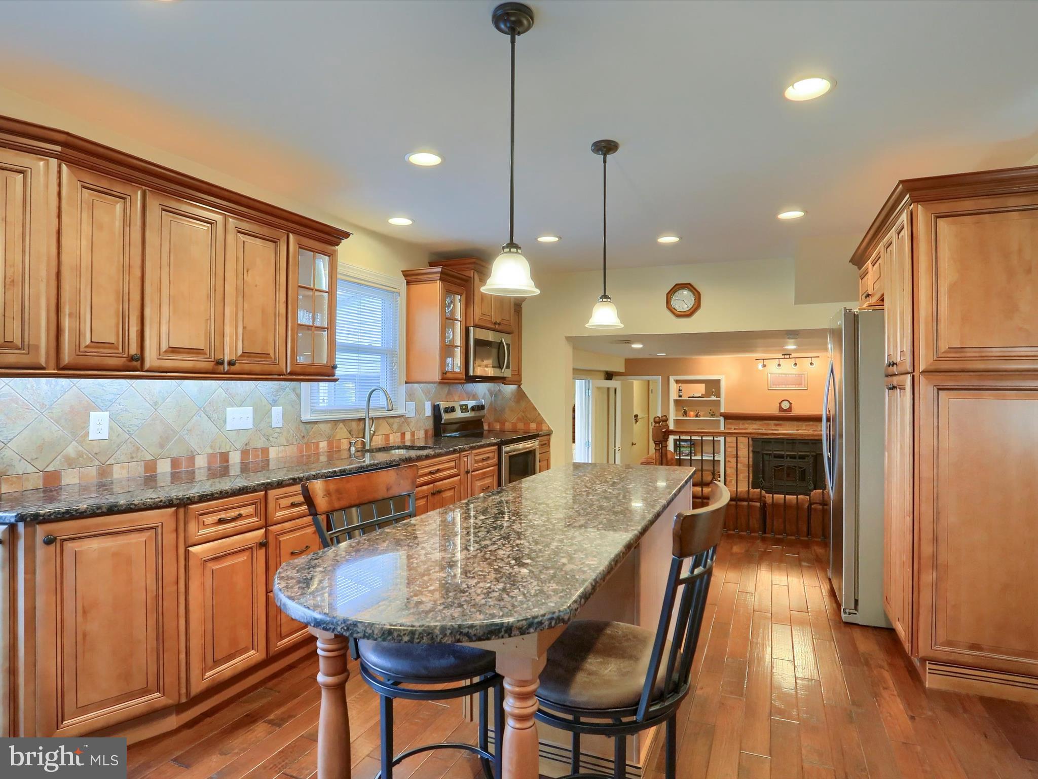 5256 STRATHMORE DRIVE