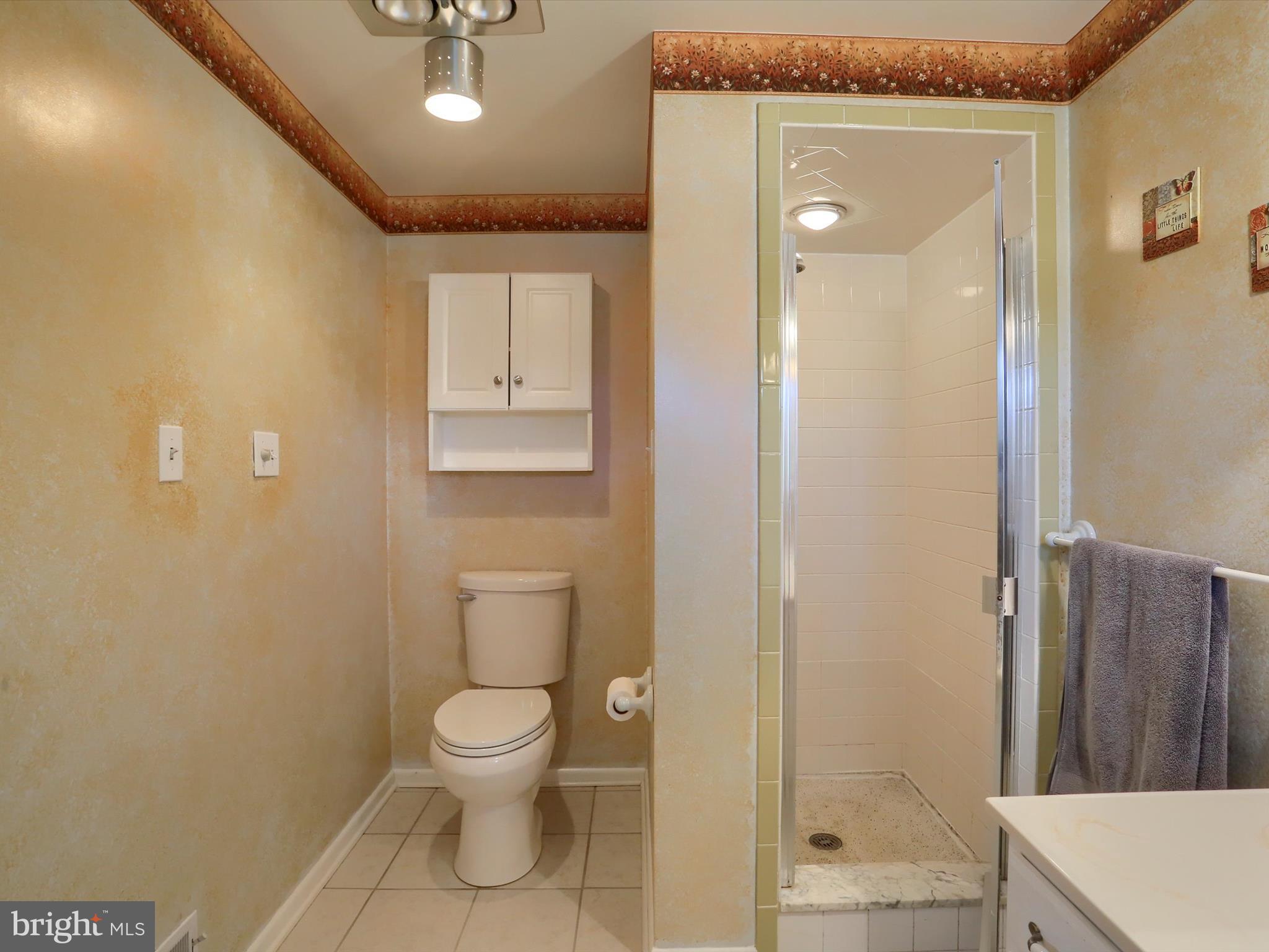 5256 STRATHMORE DRIVE