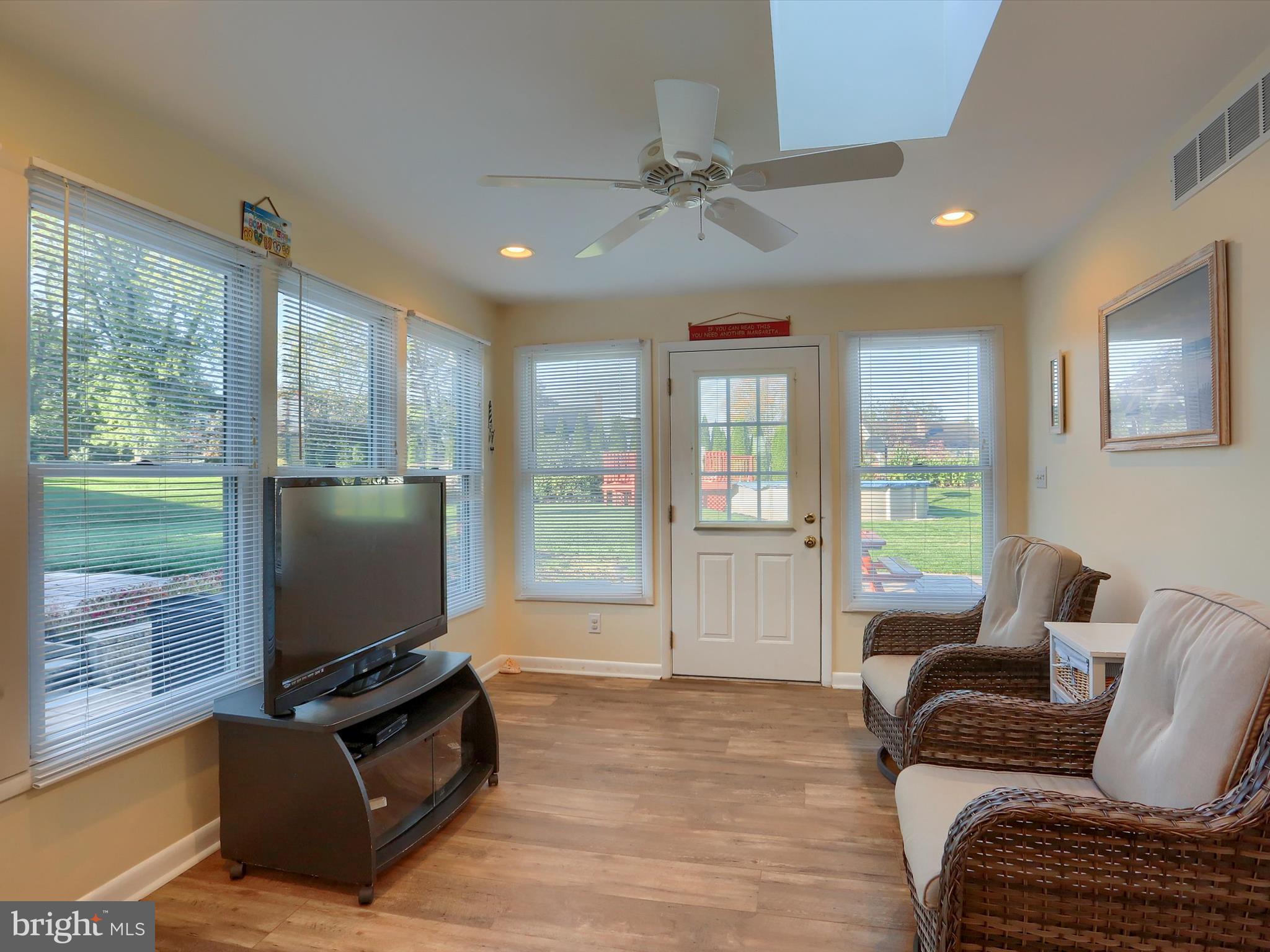 5256 STRATHMORE DRIVE