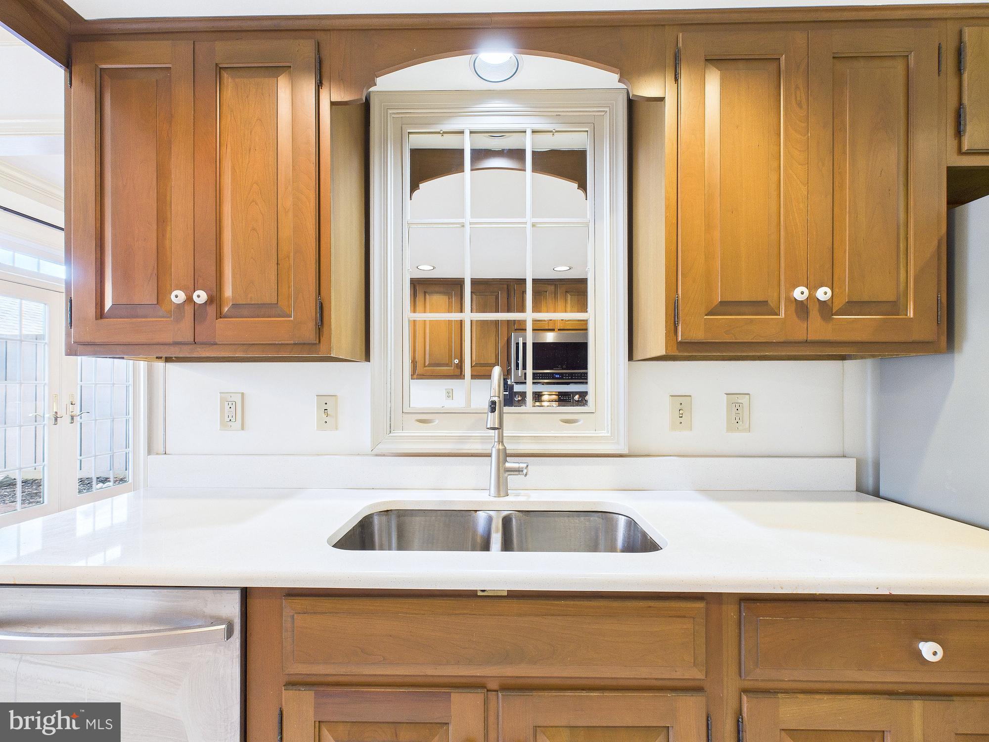 42 KENSINGTON SQUARE