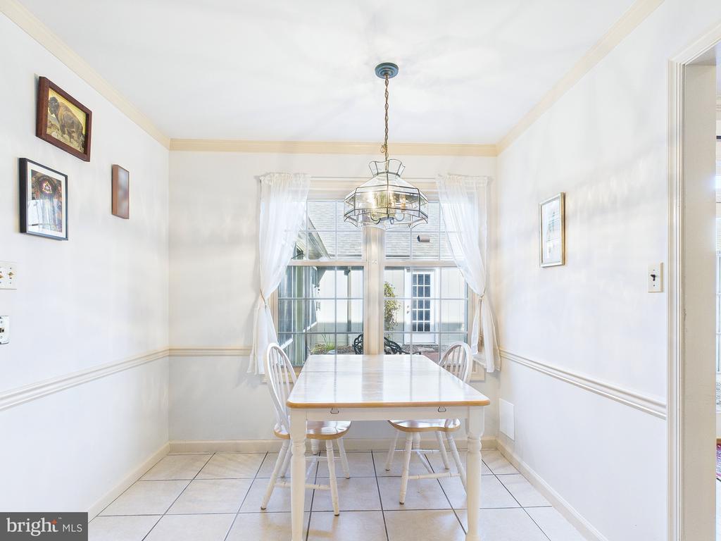 42 KENSINGTON SQUARE