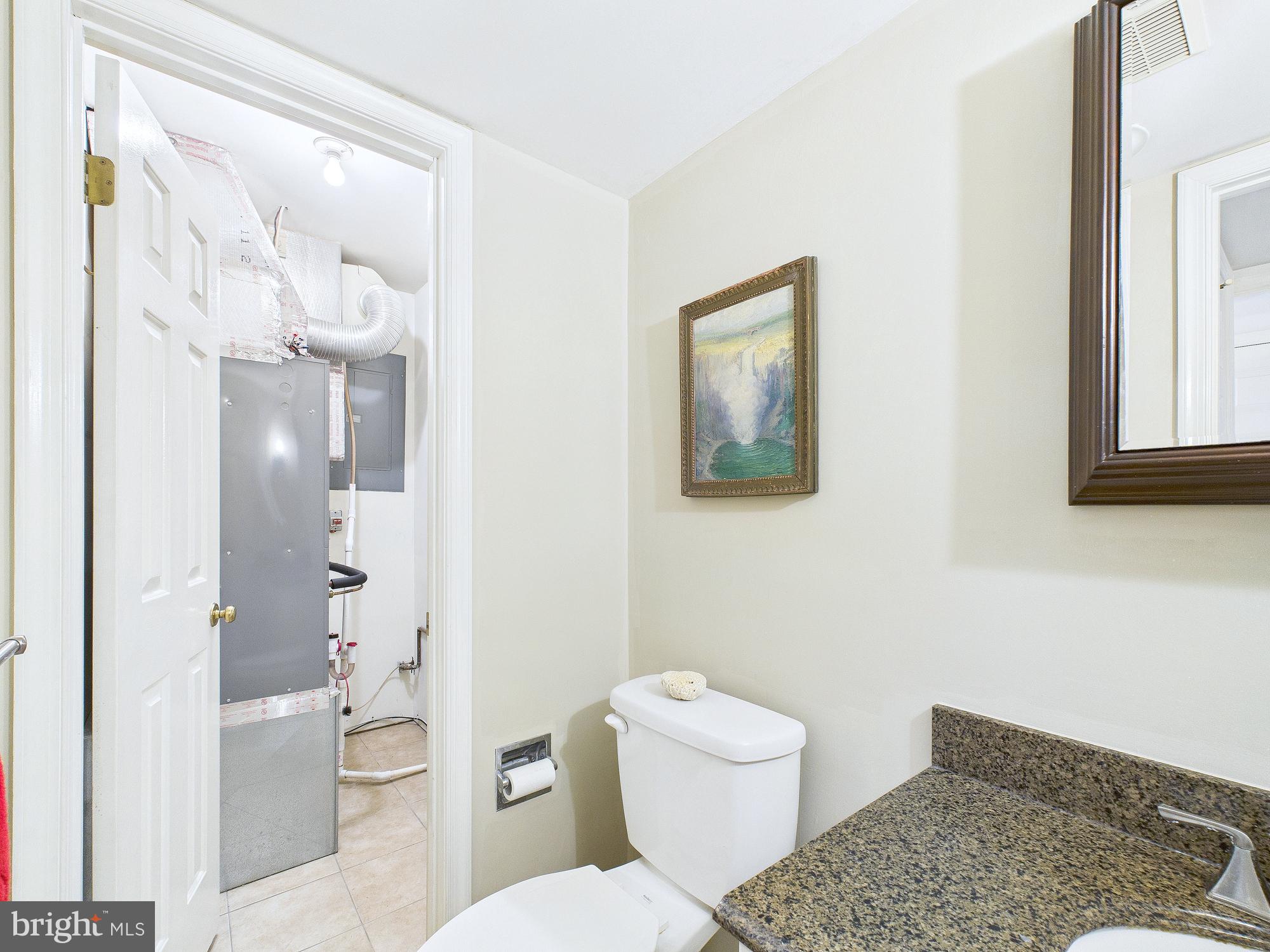 42 KENSINGTON SQUARE