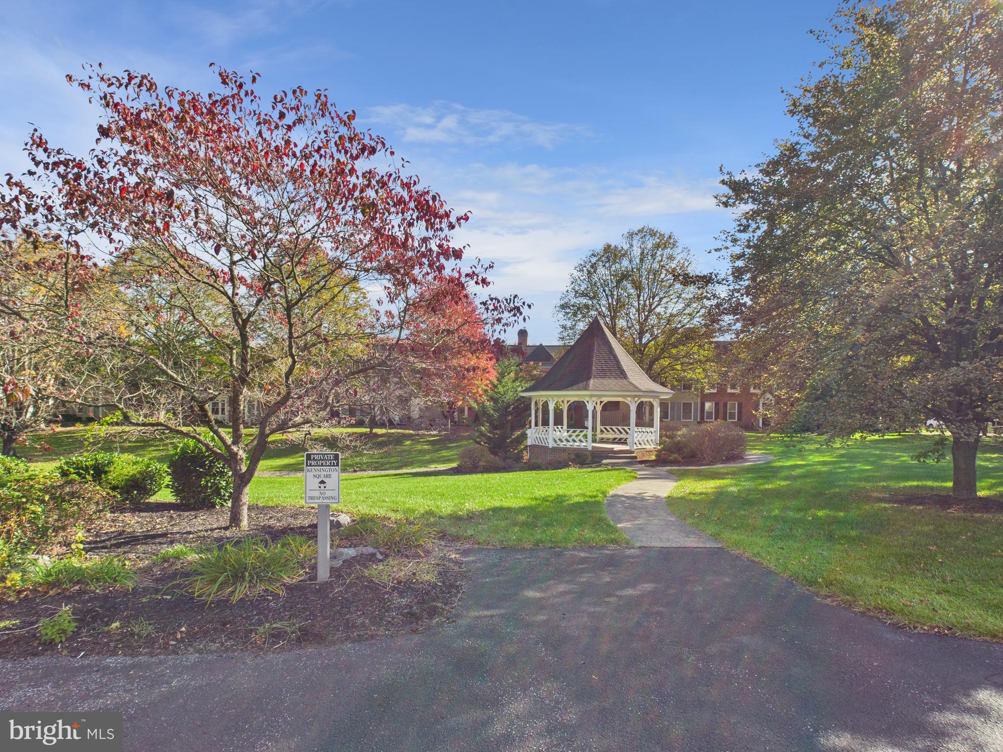 42 KENSINGTON SQUARE