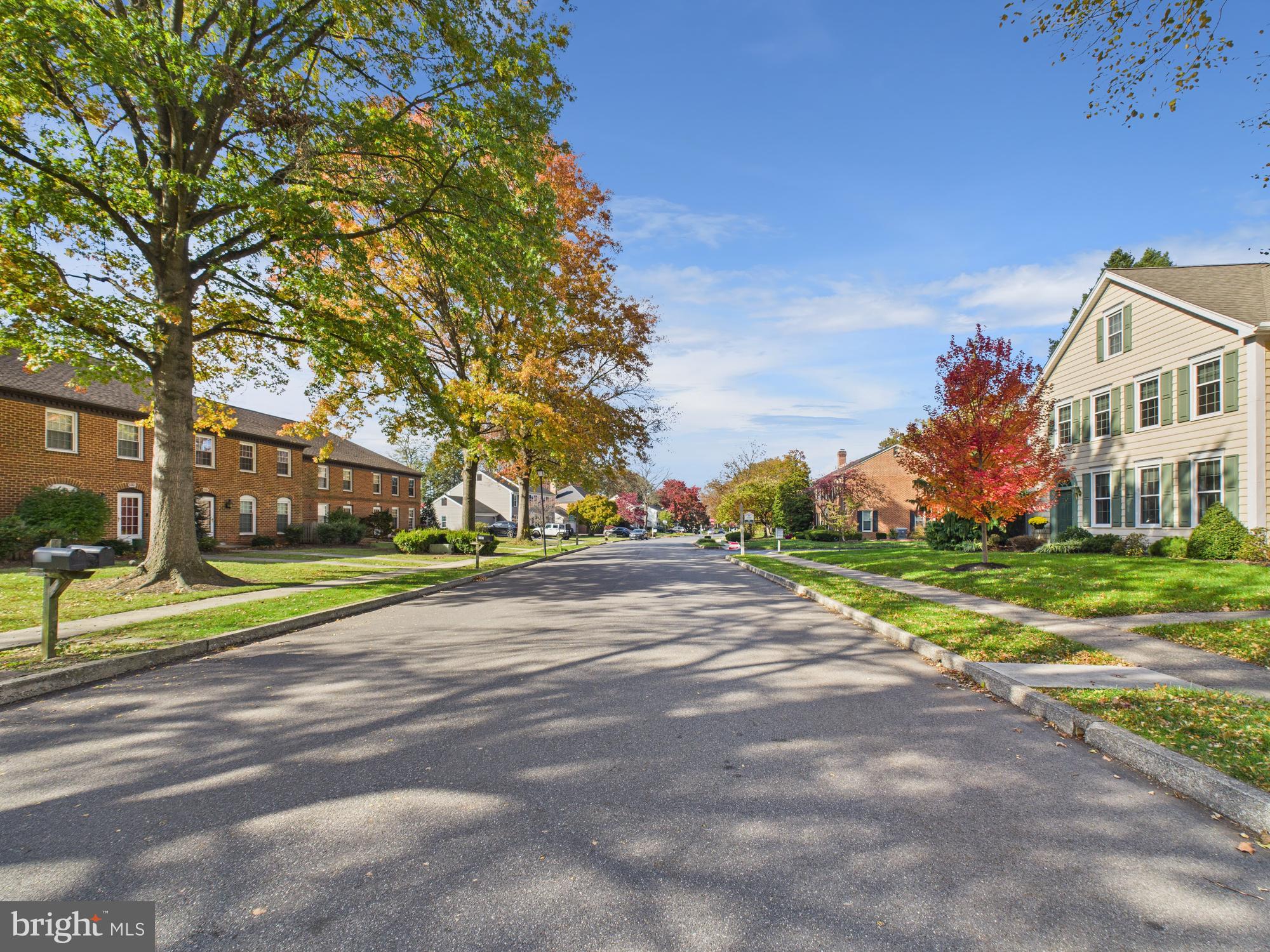 42 KENSINGTON SQUARE