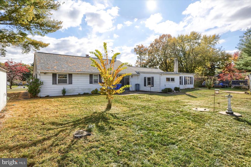 950 W TRINDLE ROAD