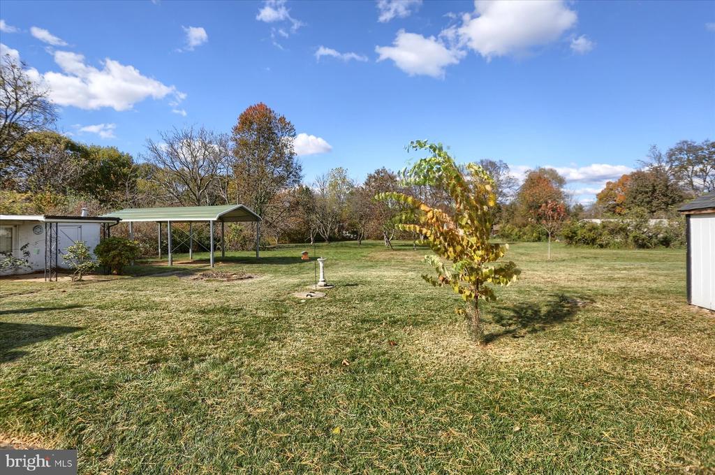 950 W TRINDLE ROAD