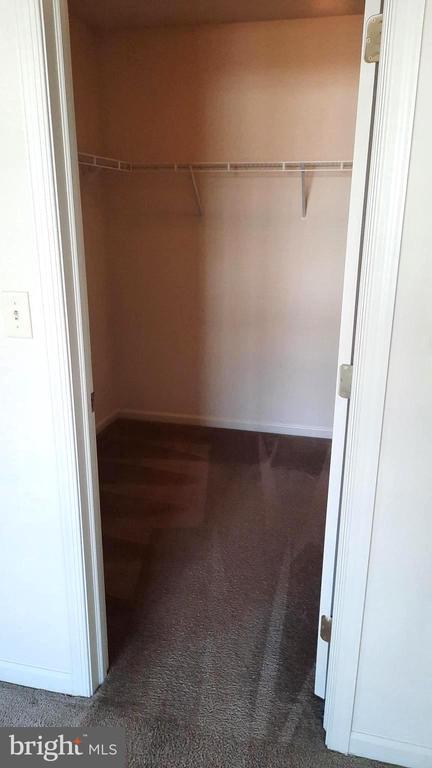305 ANTILLES COURT