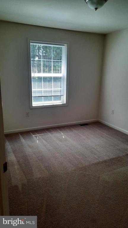 305 ANTILLES COURT
