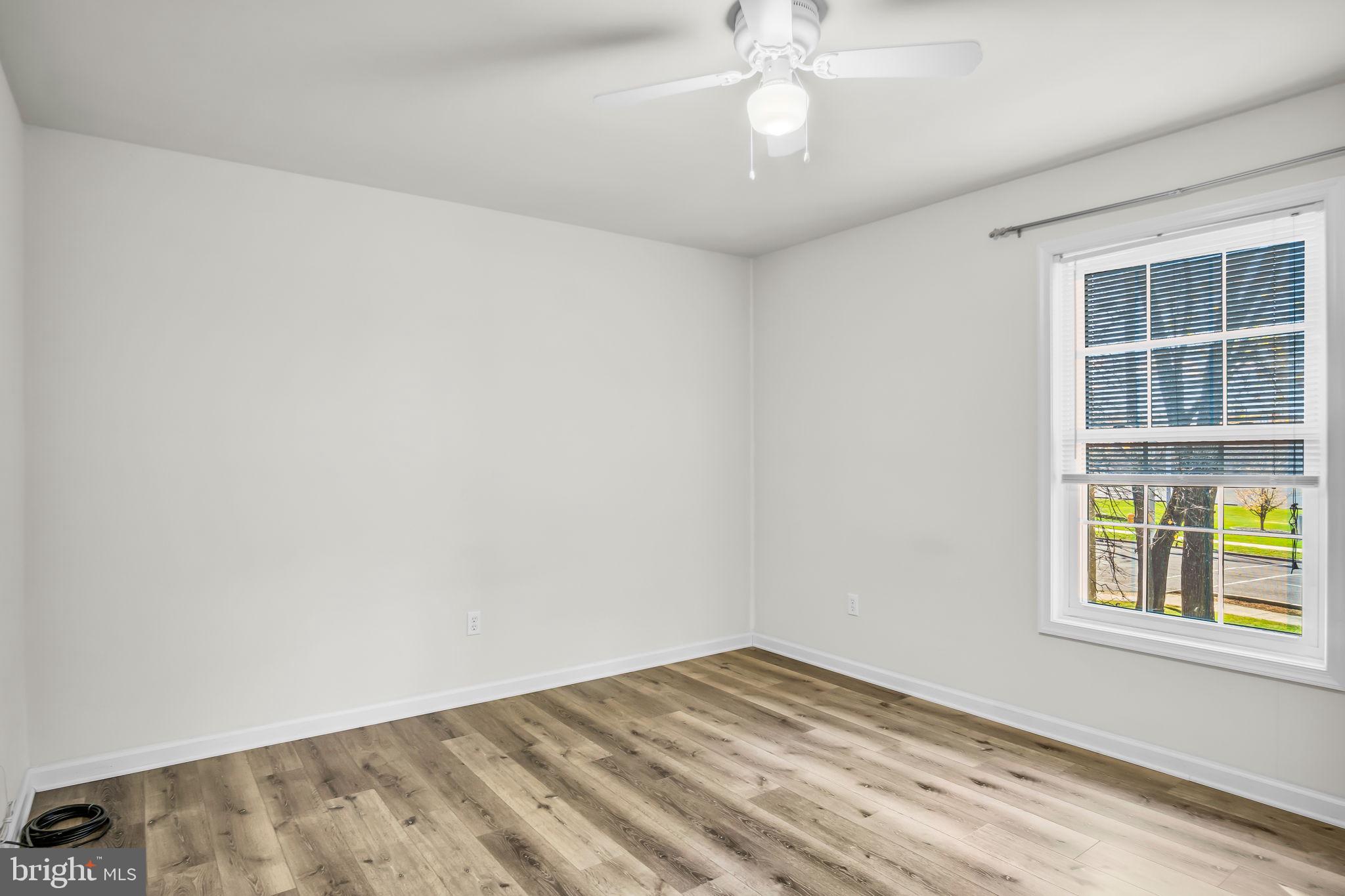 128 W PORTLAND STREET 11