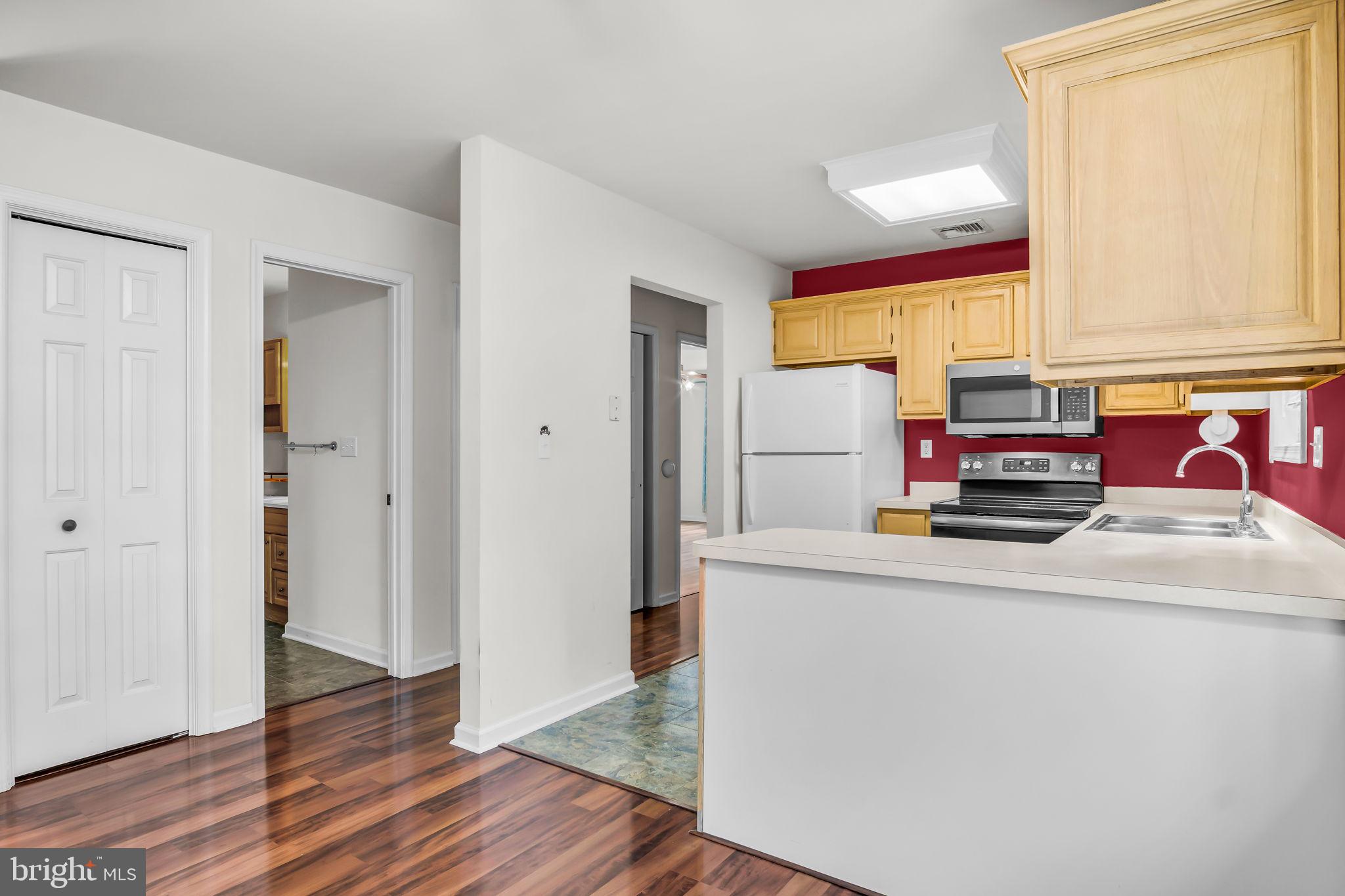 128 W PORTLAND STREET 11