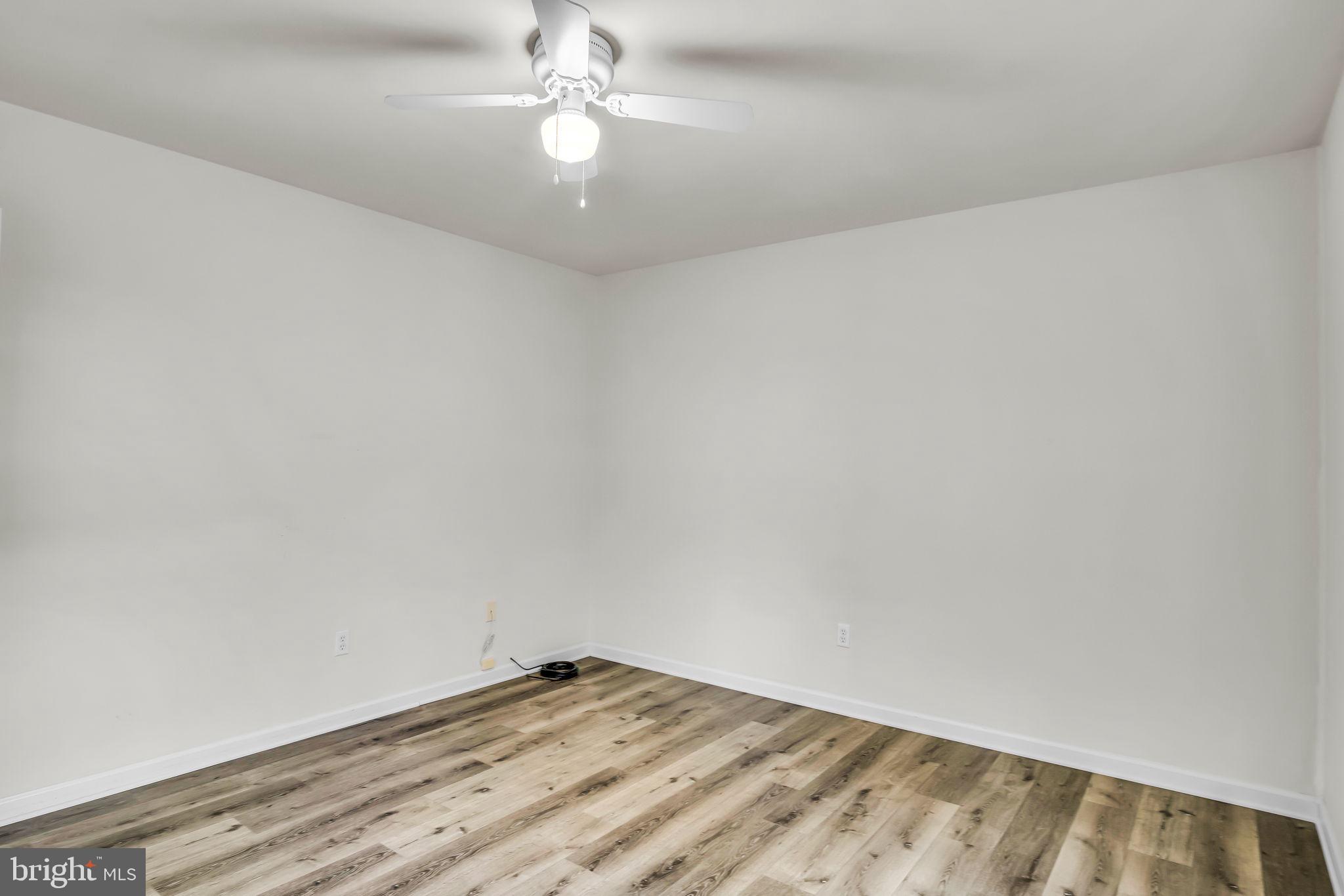 128 W PORTLAND STREET 11