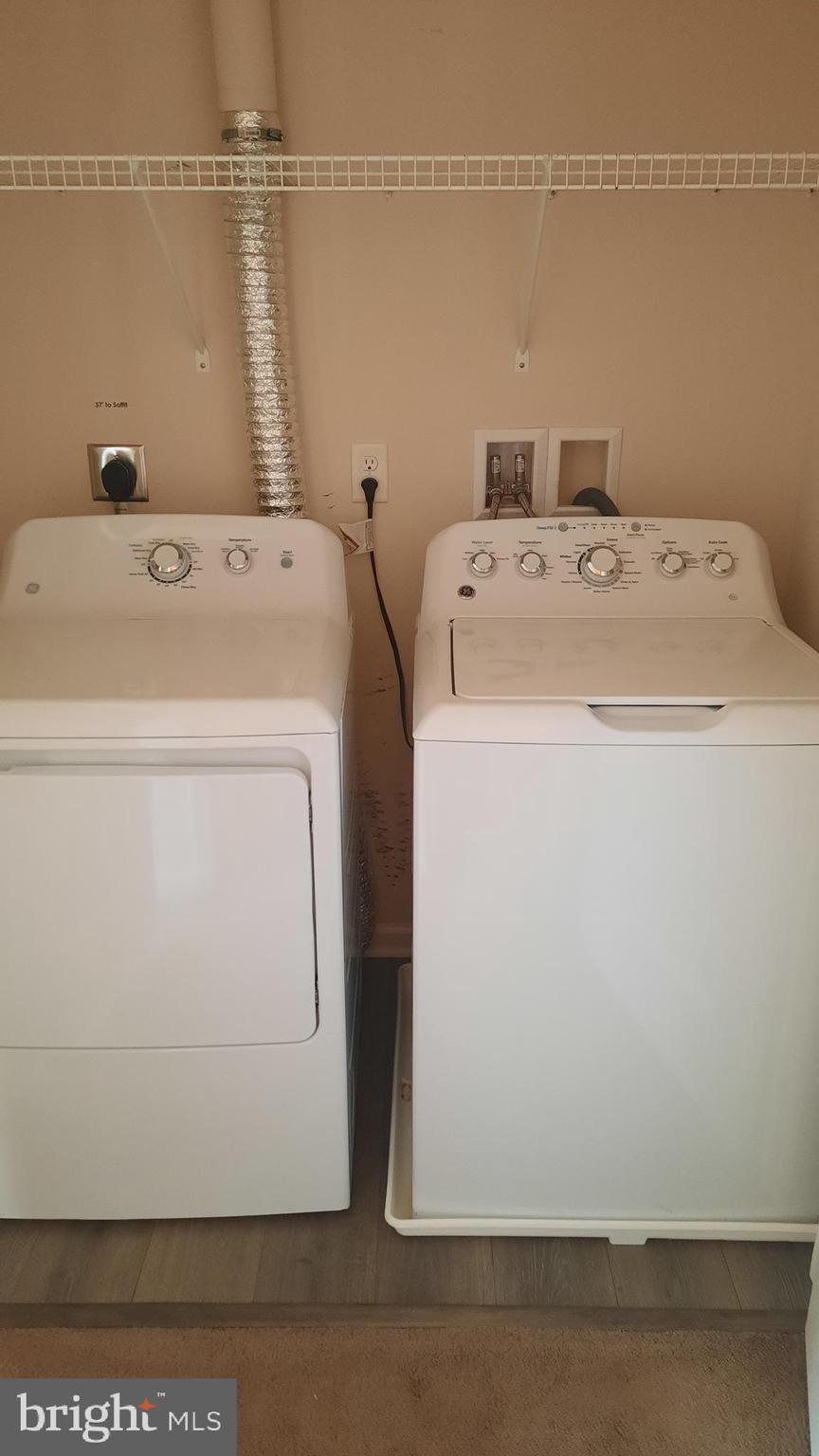 930 ADMIRALS QUAY DRIVE