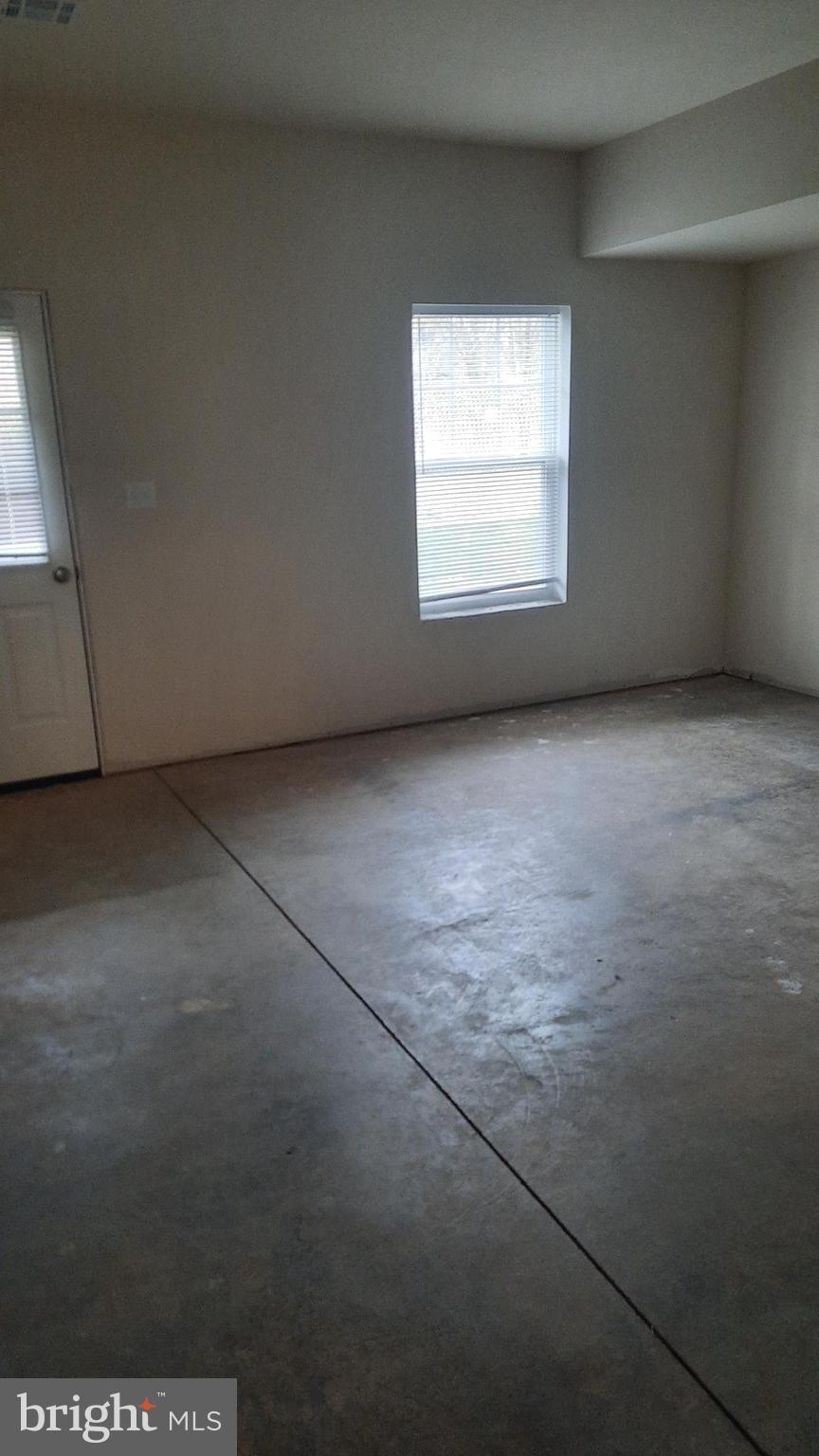 945 ADMIRALS QUAY DRIVE