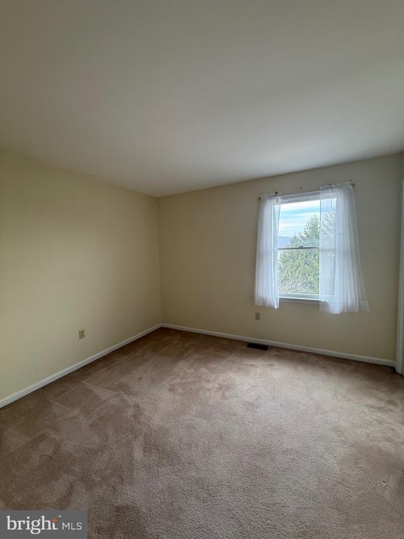 28 WILLOW WAY DRIVE