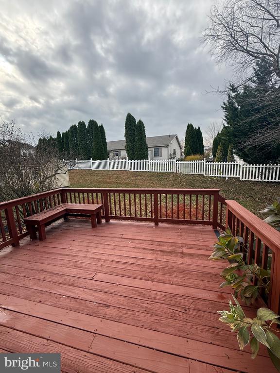 28 WILLOW WAY DRIVE