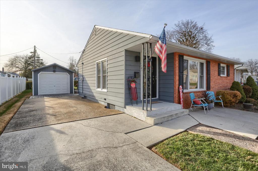 1181 KINGSLEY ROAD