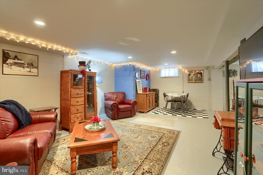 1181 KINGSLEY ROAD