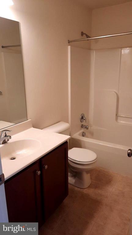 801 SCHOONER LANE