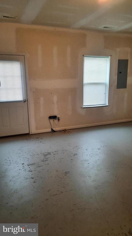 801 SCHOONER LANE