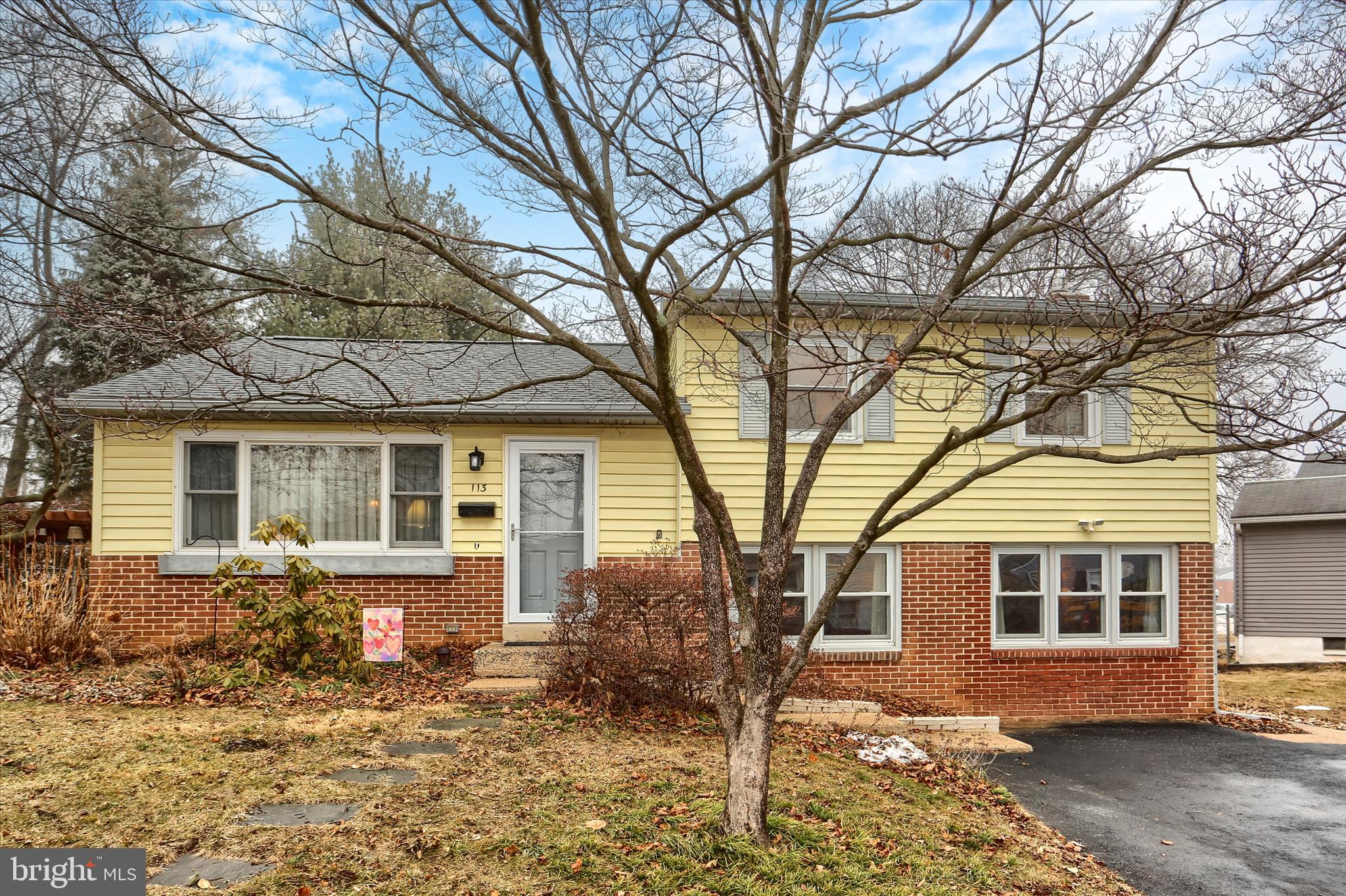 113 E WOODLAND DRIVE