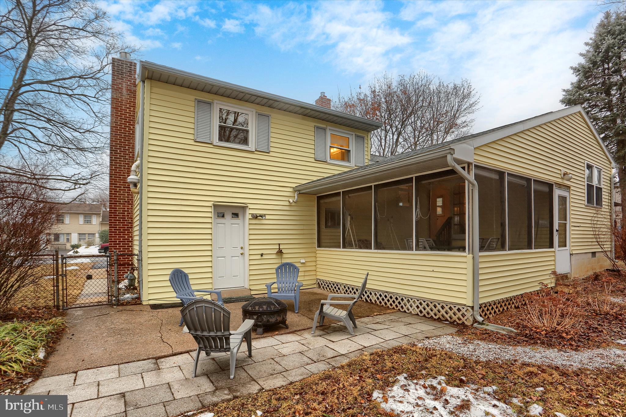 113 E WOODLAND DRIVE