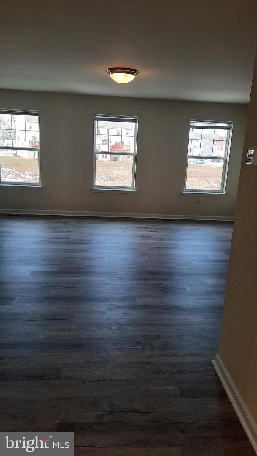 1029 ADMIRALS QUAY DRIVE