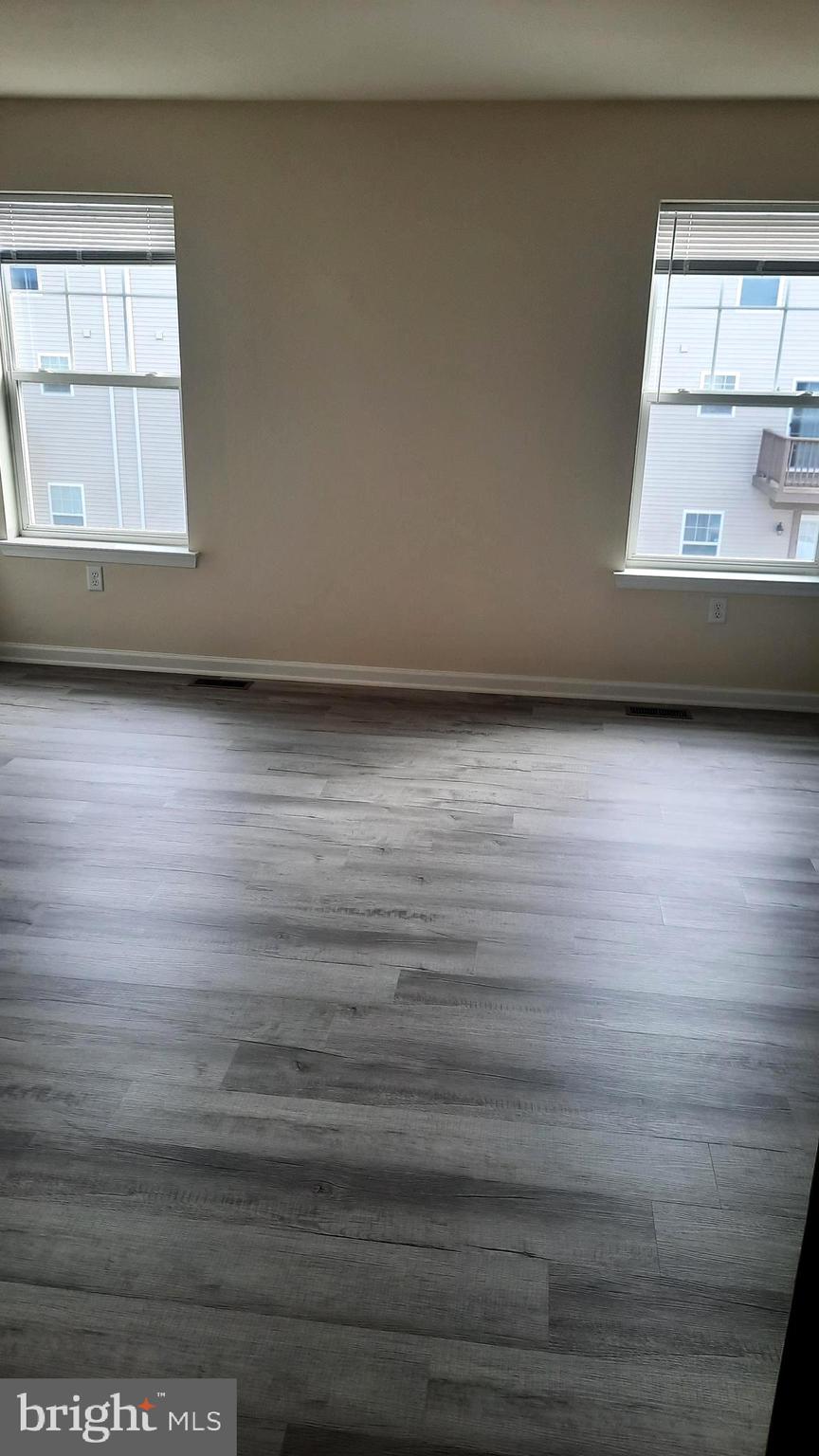 1029 ADMIRALS QUAY DRIVE