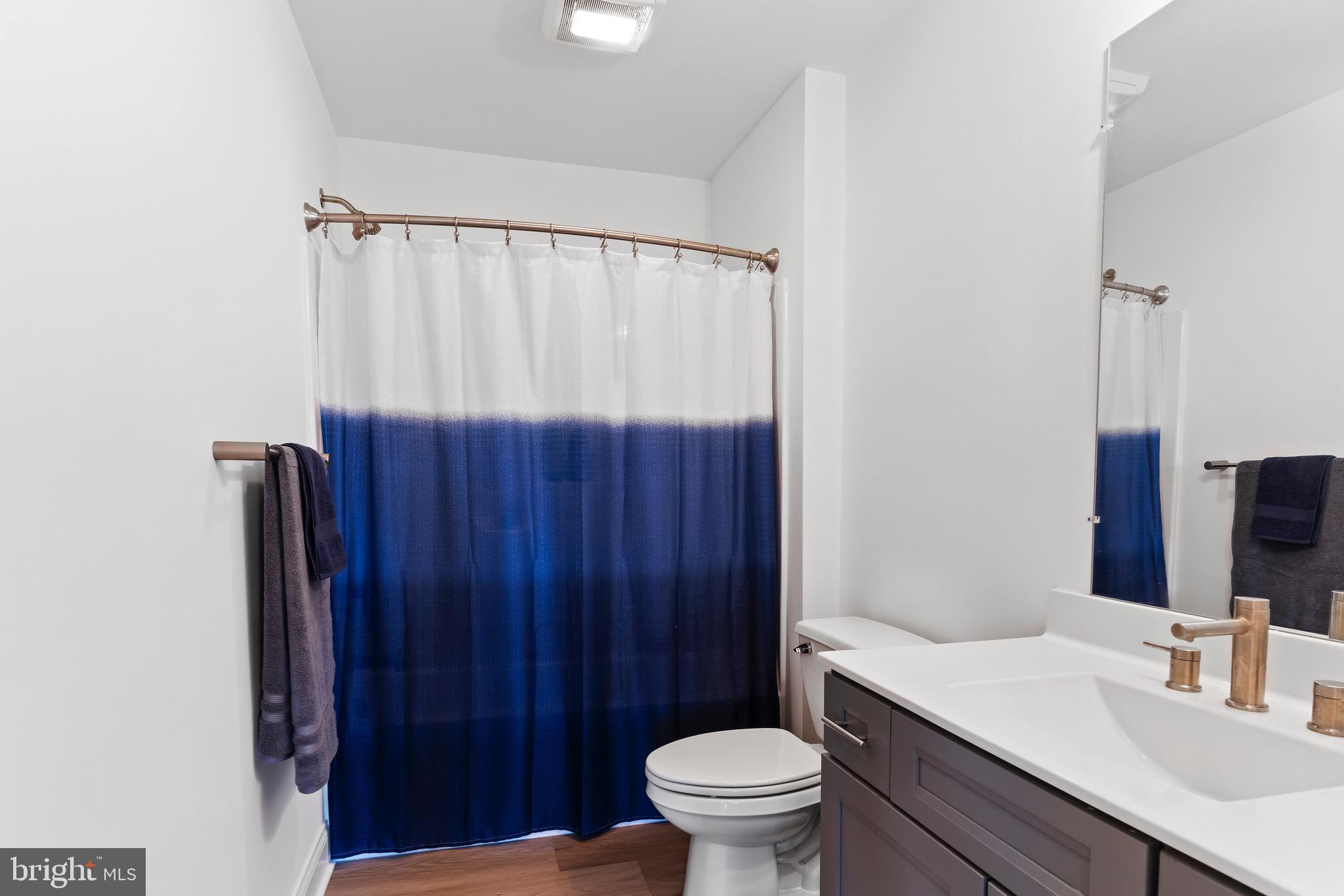 2058 N AUTUMN CHASE DRIVE