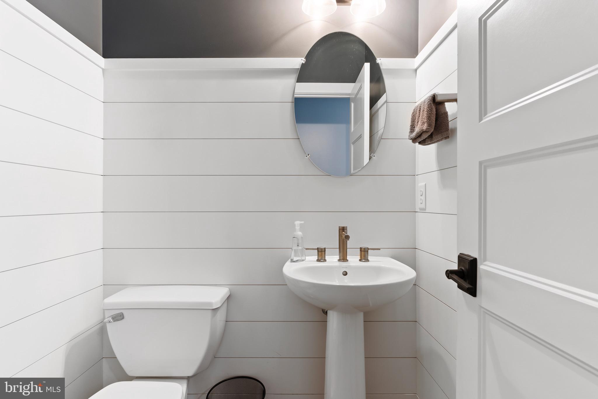 2058 N AUTUMN CHASE DRIVE