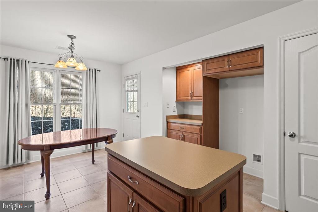 10 LENOX COURT