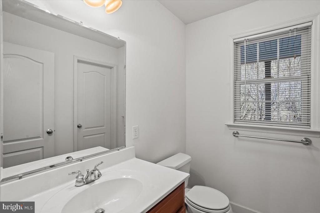 10 LENOX COURT