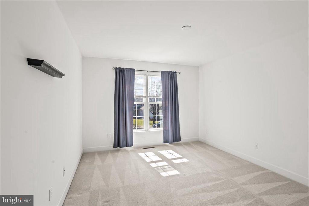10 LENOX COURT