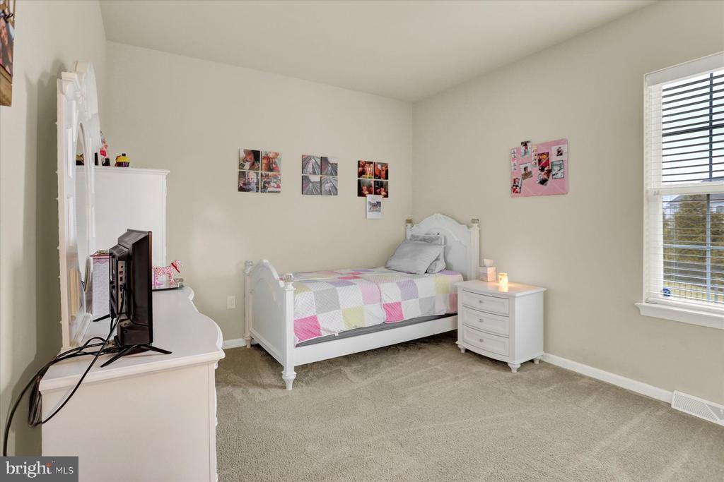 1821 SPARTAN DRIVE