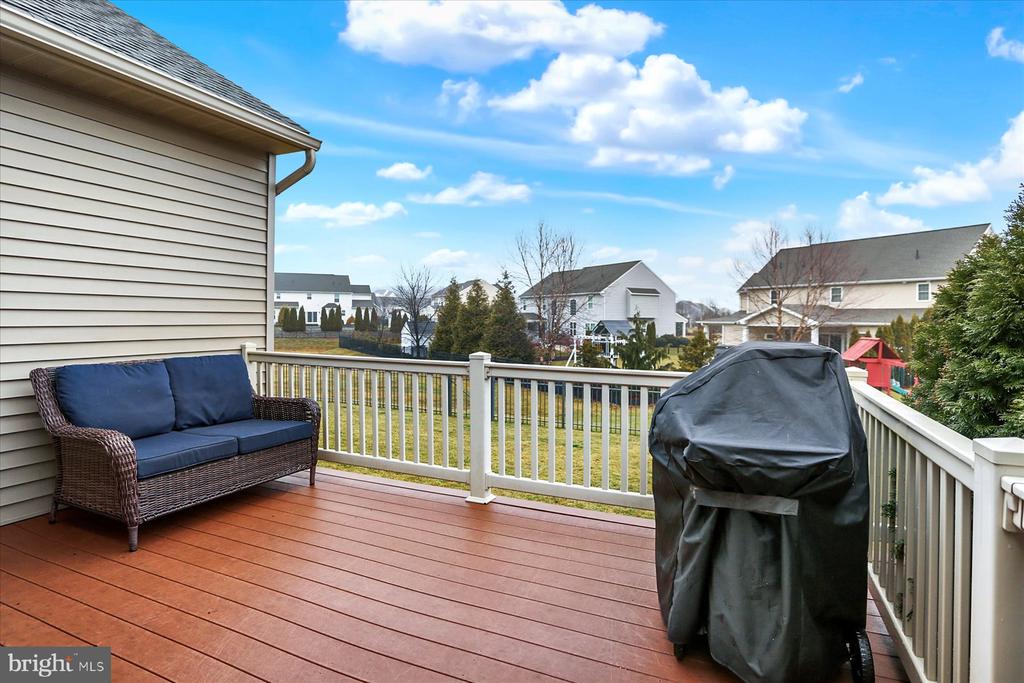 1821 SPARTAN DRIVE