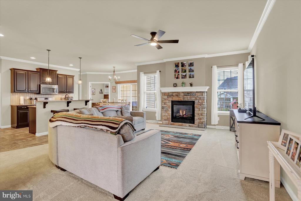 1821 SPARTAN DRIVE