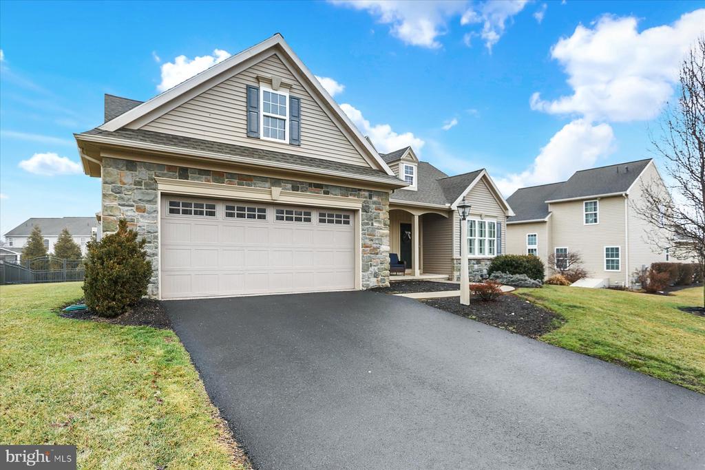 1821 SPARTAN DRIVE