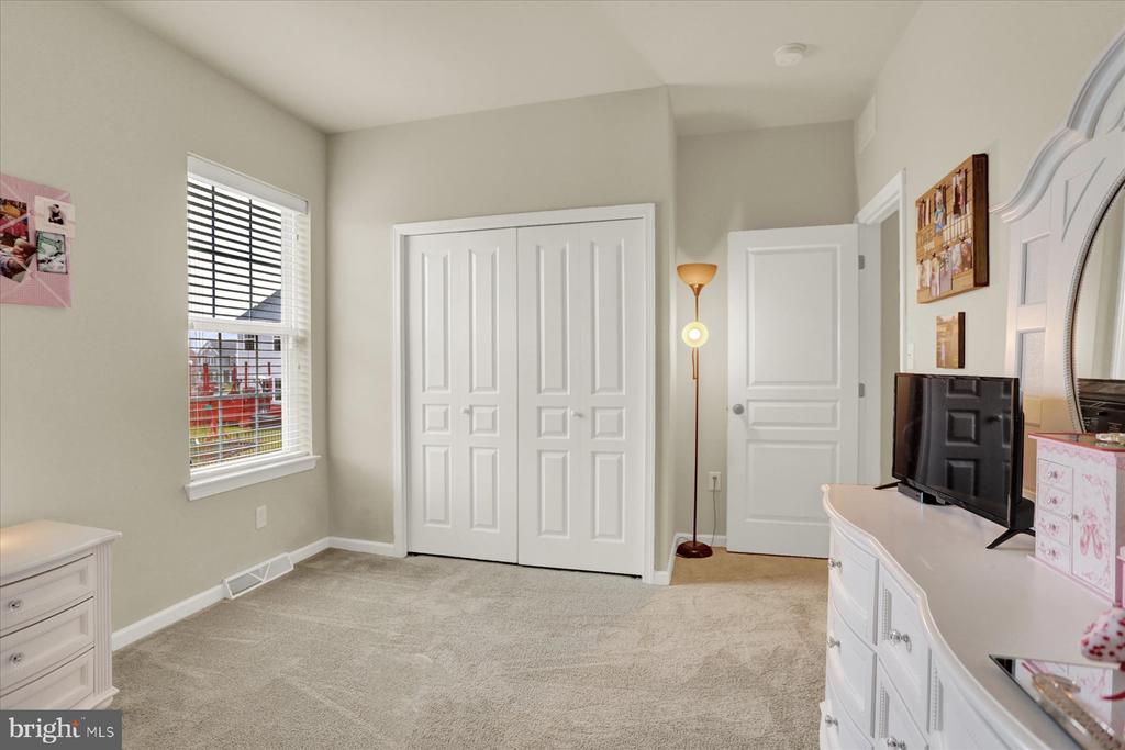 1821 SPARTAN DRIVE