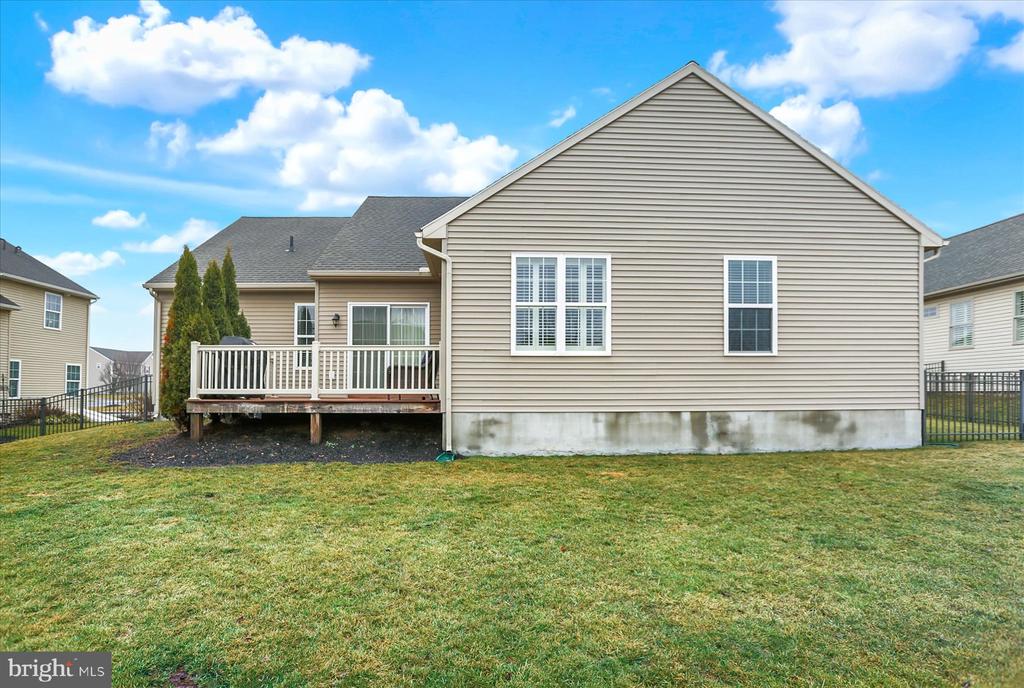 1821 SPARTAN DRIVE