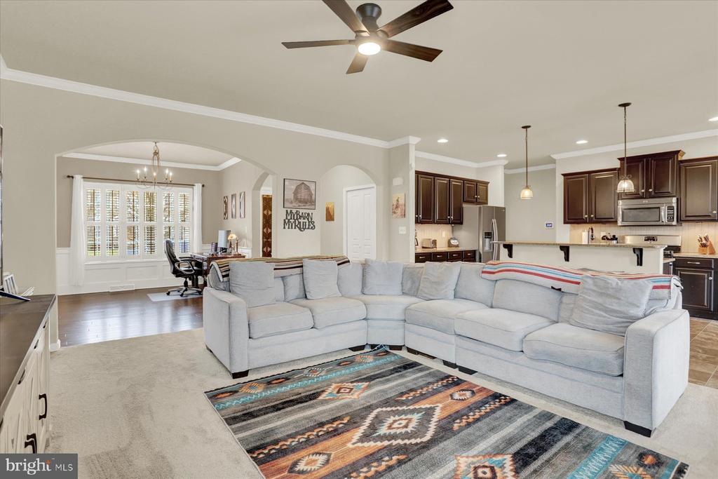 1821 SPARTAN DRIVE