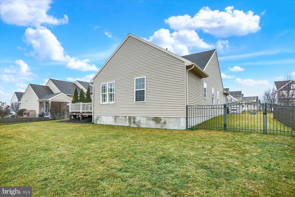1821 SPARTAN DRIVE