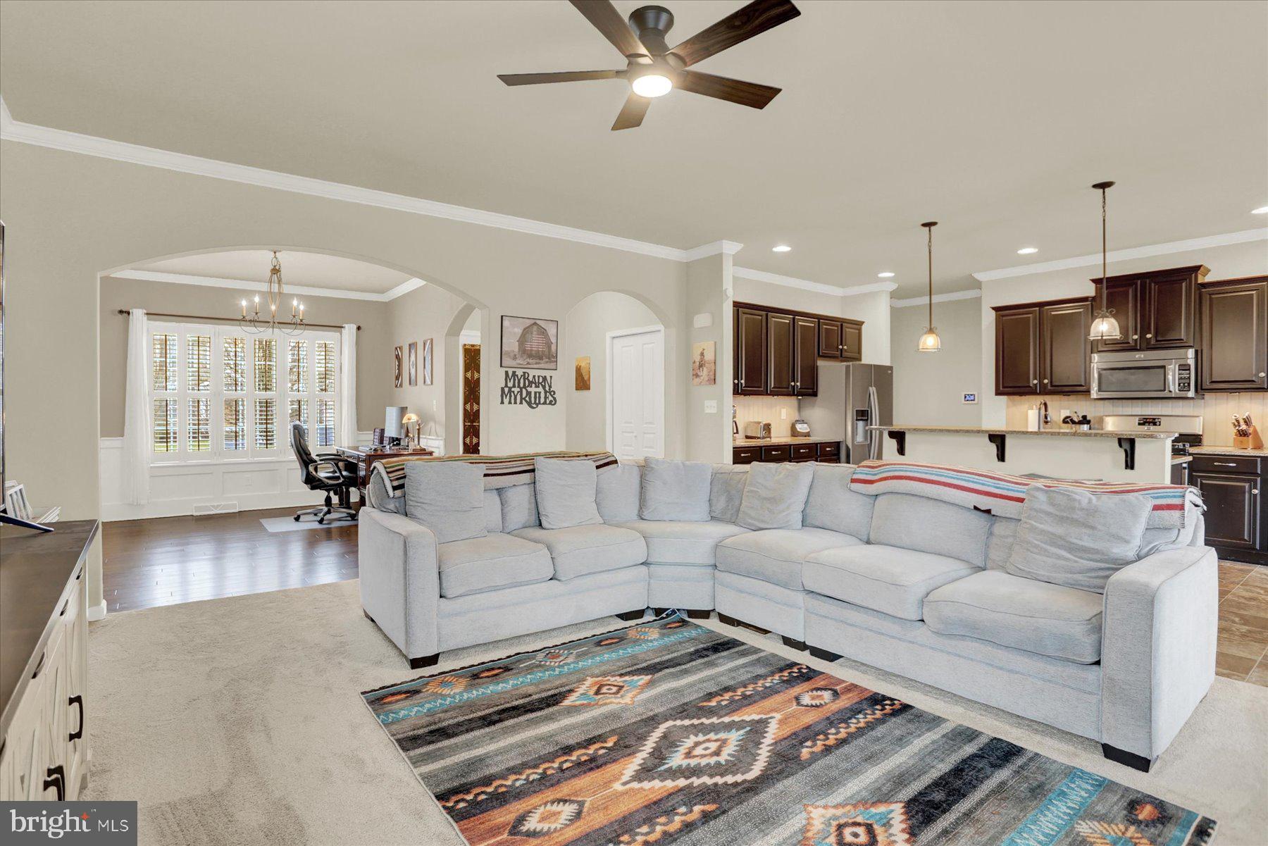 1821 SPARTAN DRIVE