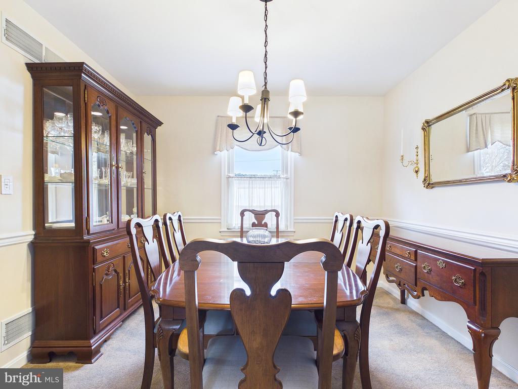 2414 RYE CIRCLE