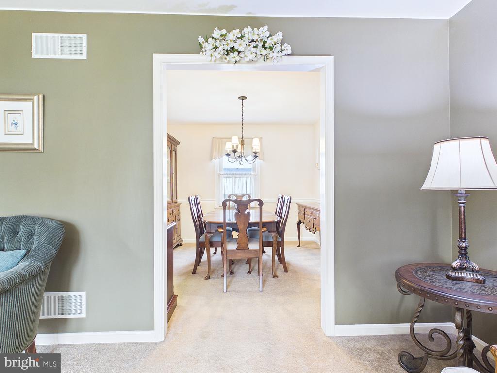 2414 RYE CIRCLE