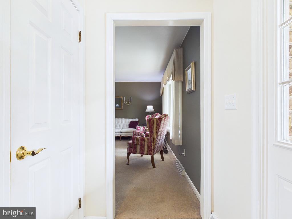 2414 RYE CIRCLE