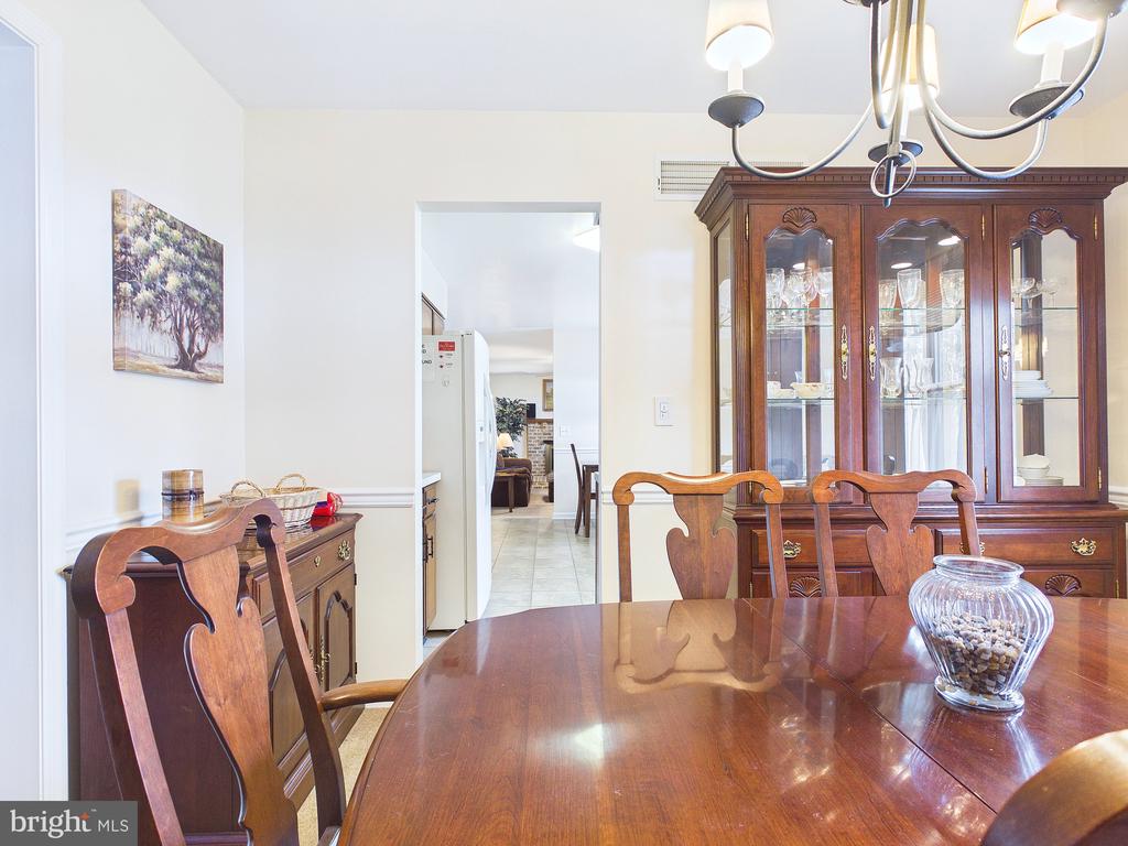 2414 RYE CIRCLE