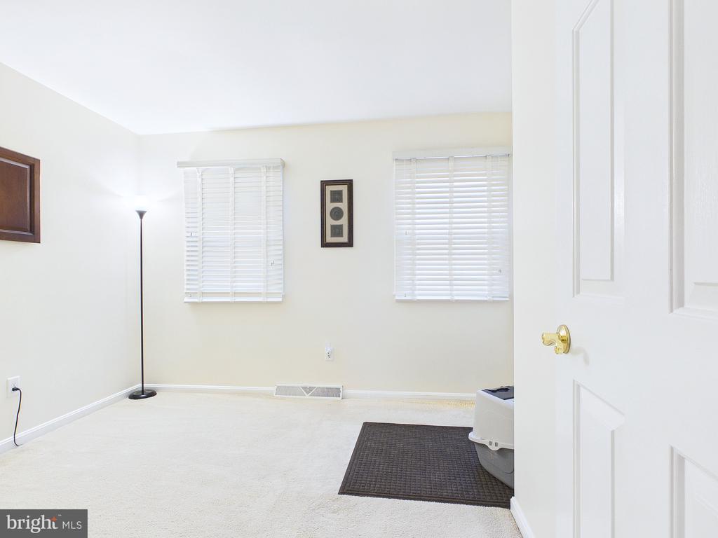 2414 RYE CIRCLE