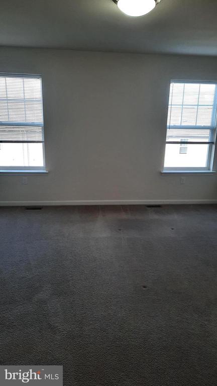 936 ADMIRALS QUAY DRIVE
