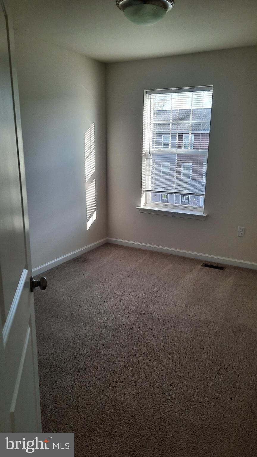 936 ADMIRALS QUAY DRIVE