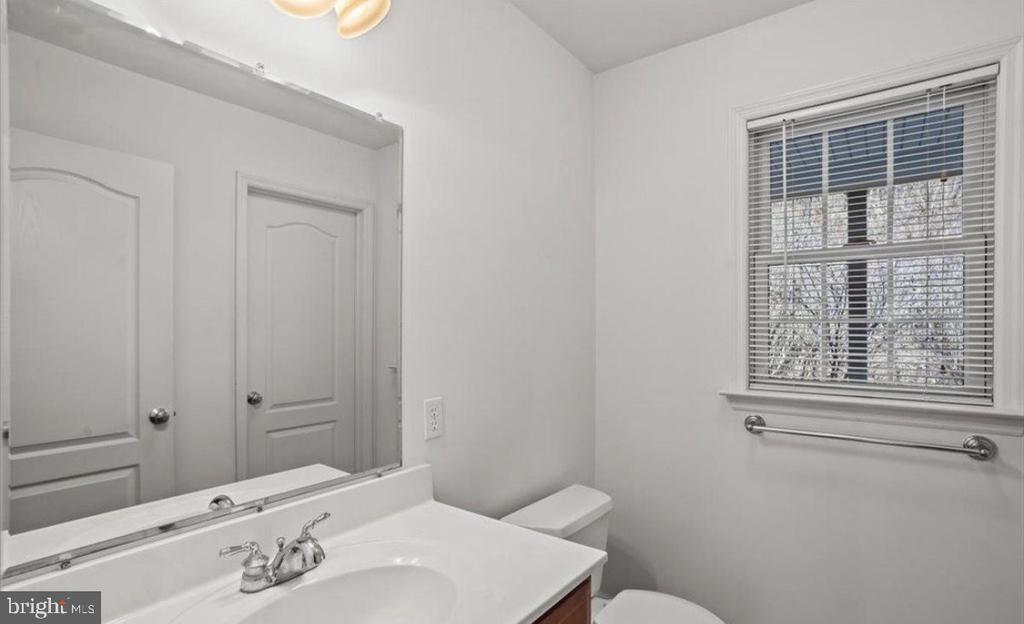 10 LENOX COURT